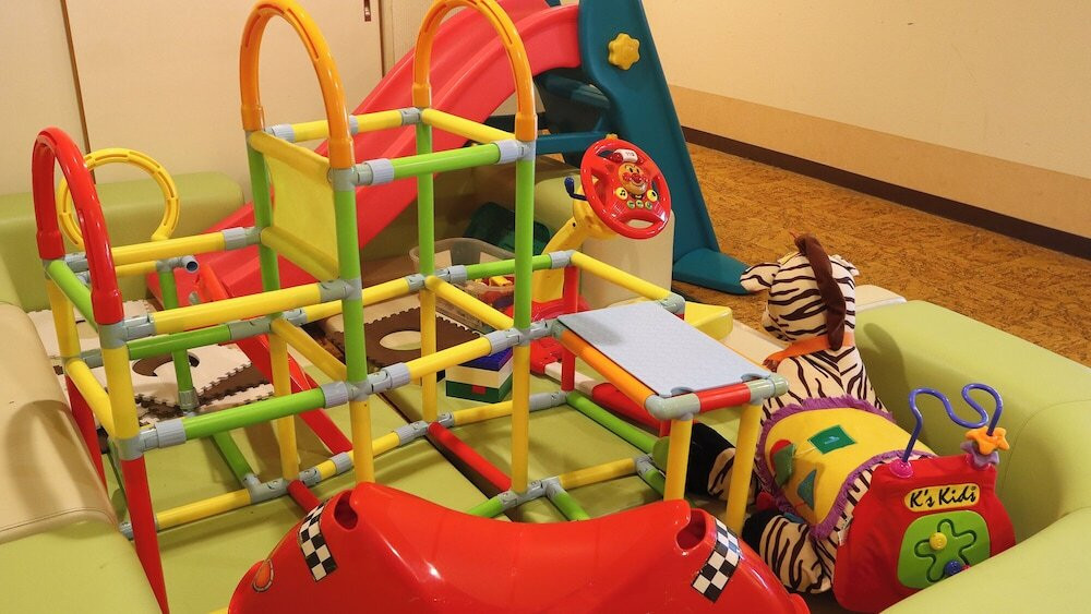 子供用の遊び場 - 屋内