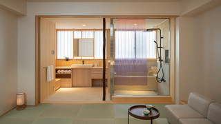 デラックスキングルーム