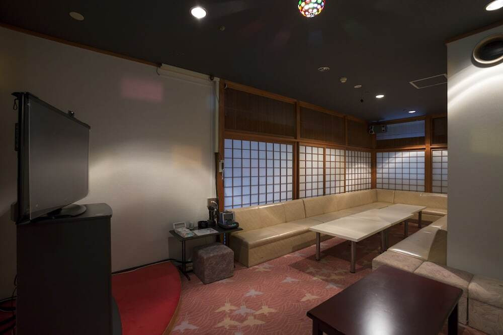 カラオケ ルーム