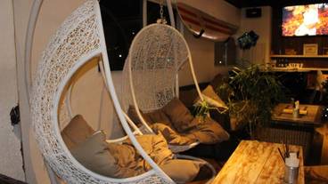 ロビーラウンジ / 3