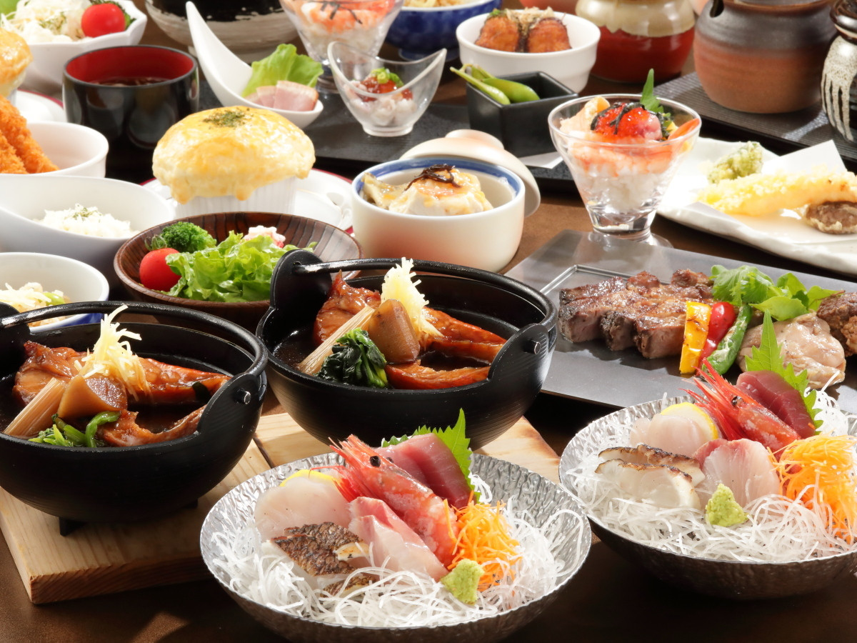 伊⾖エリア最⼤級の屋内キッズルーム！5つの無料貸切⾵呂が自慢4277875