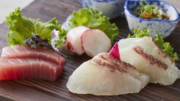 食事・飲み物 / 16