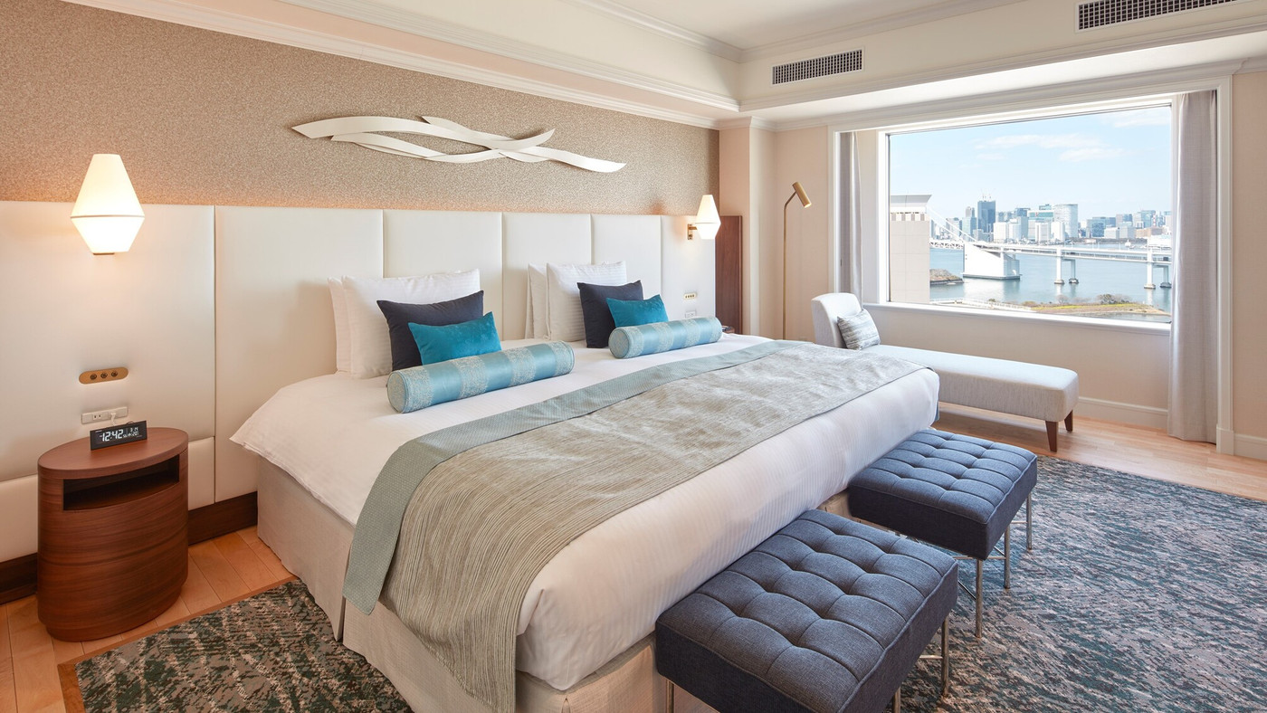 駅直結が嬉しい！最大16時間ステイが叶う4234415