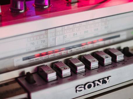 LIBERATED HOTEL 春吉開地 / 3