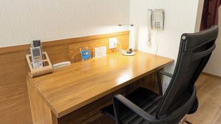 エコノミールーム ベッド (複数台) 禁煙