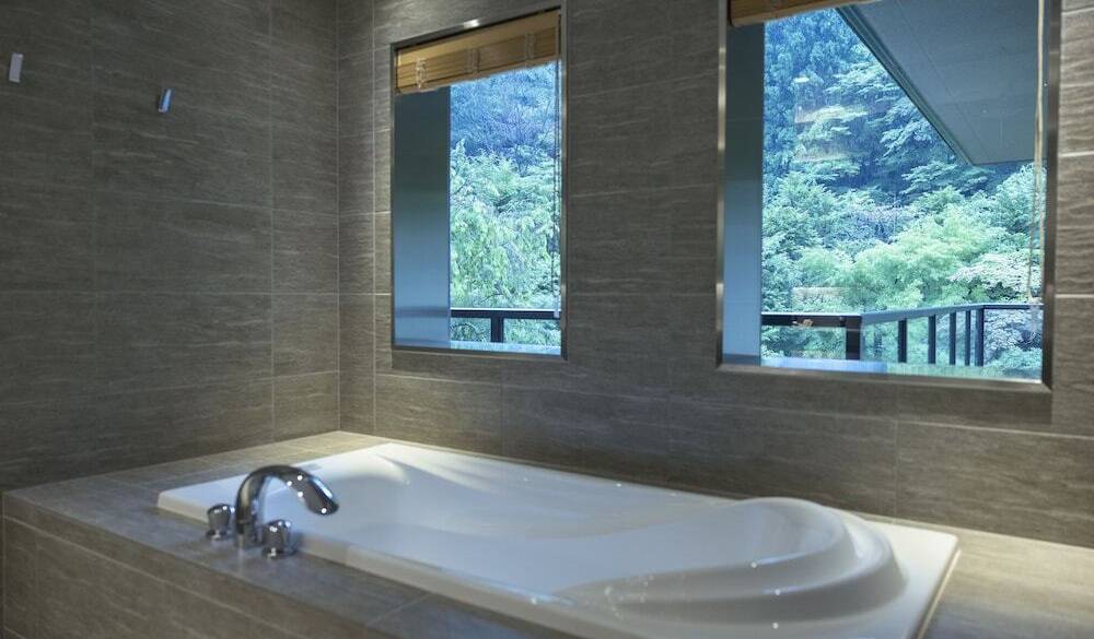 ジュニアスイートガーデンお風呂 / 1