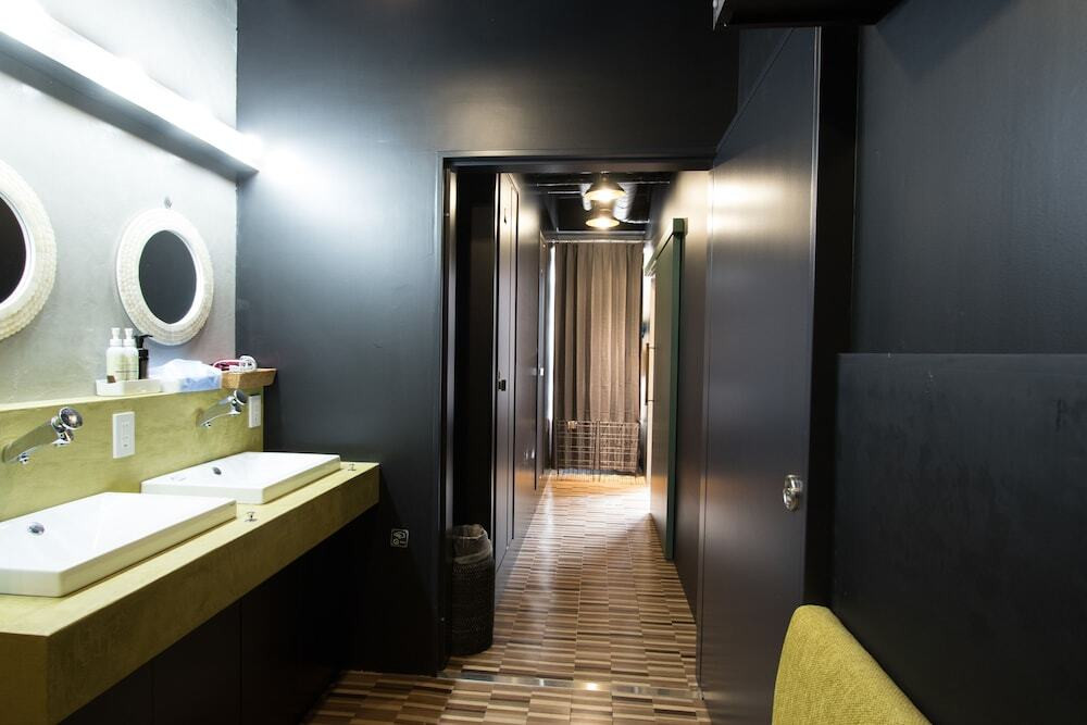 バスルームのシンク