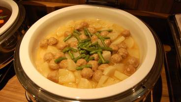 食事・飲み物 / 12