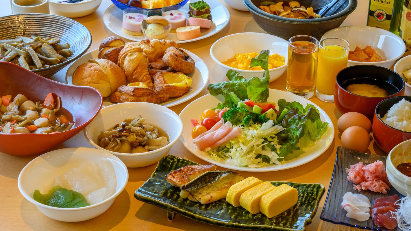 朝食ビュッフェ