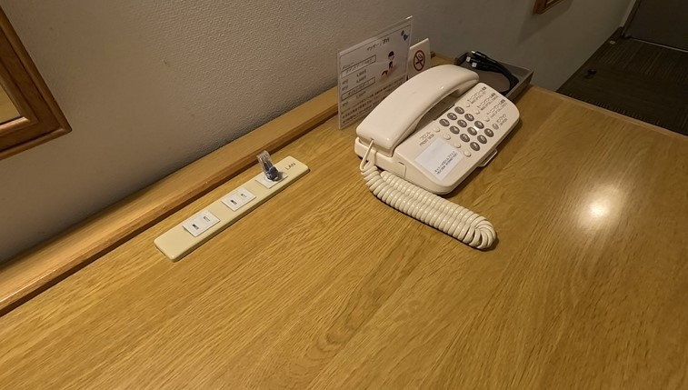 コンセントなどは使い勝手悪くないです