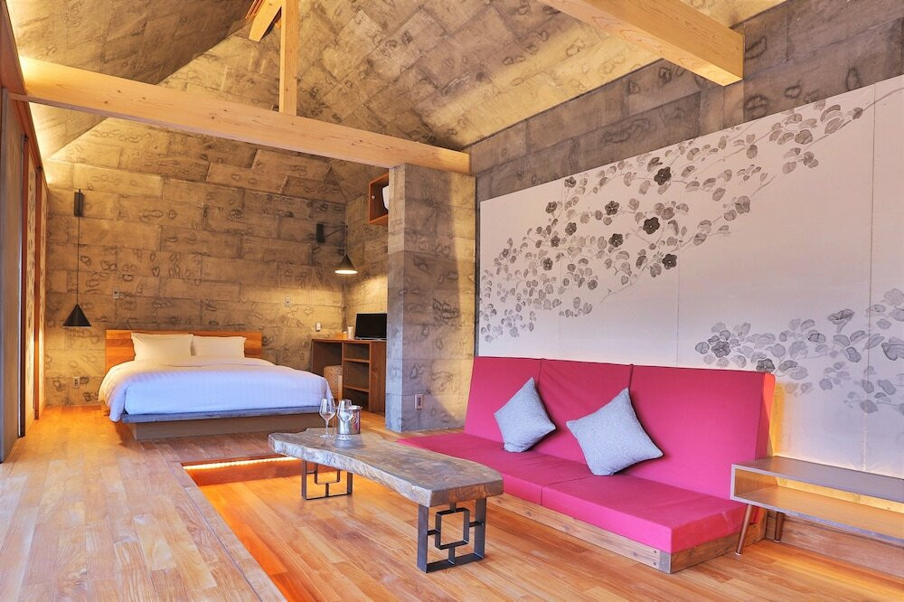 露天風呂付きの古民家ヴィラで浮世離れなひとときを…3550972