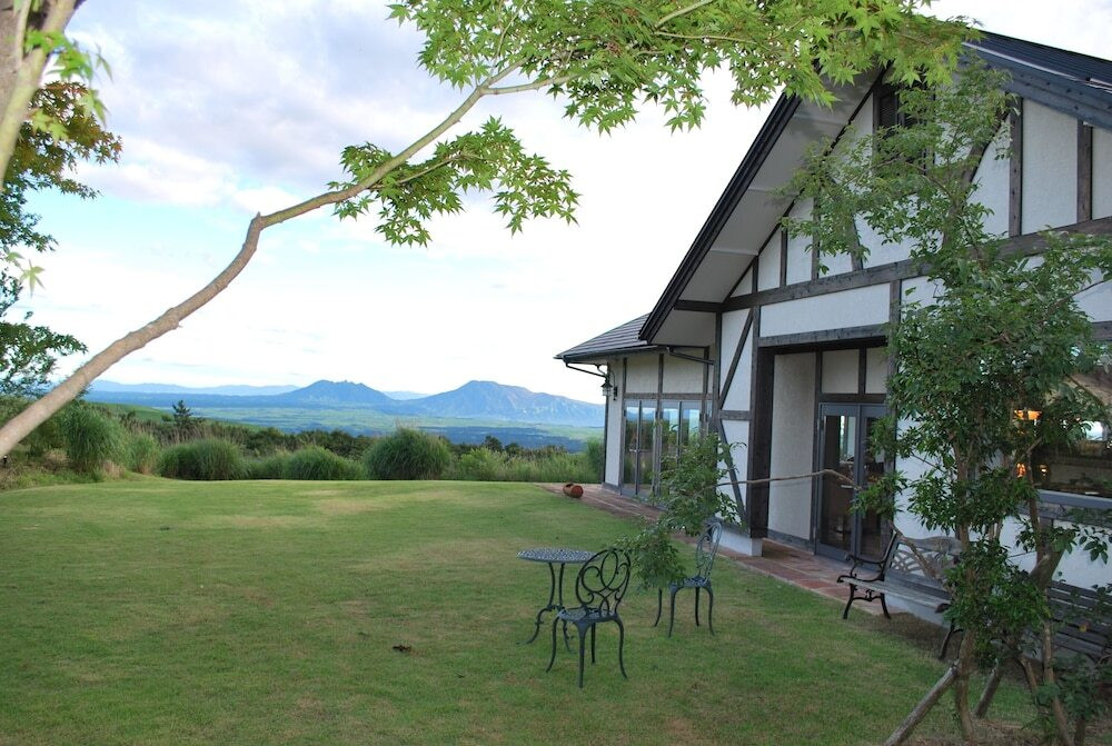 暖かな光が満ちる、森に抱かれたオーベルジュ4038494