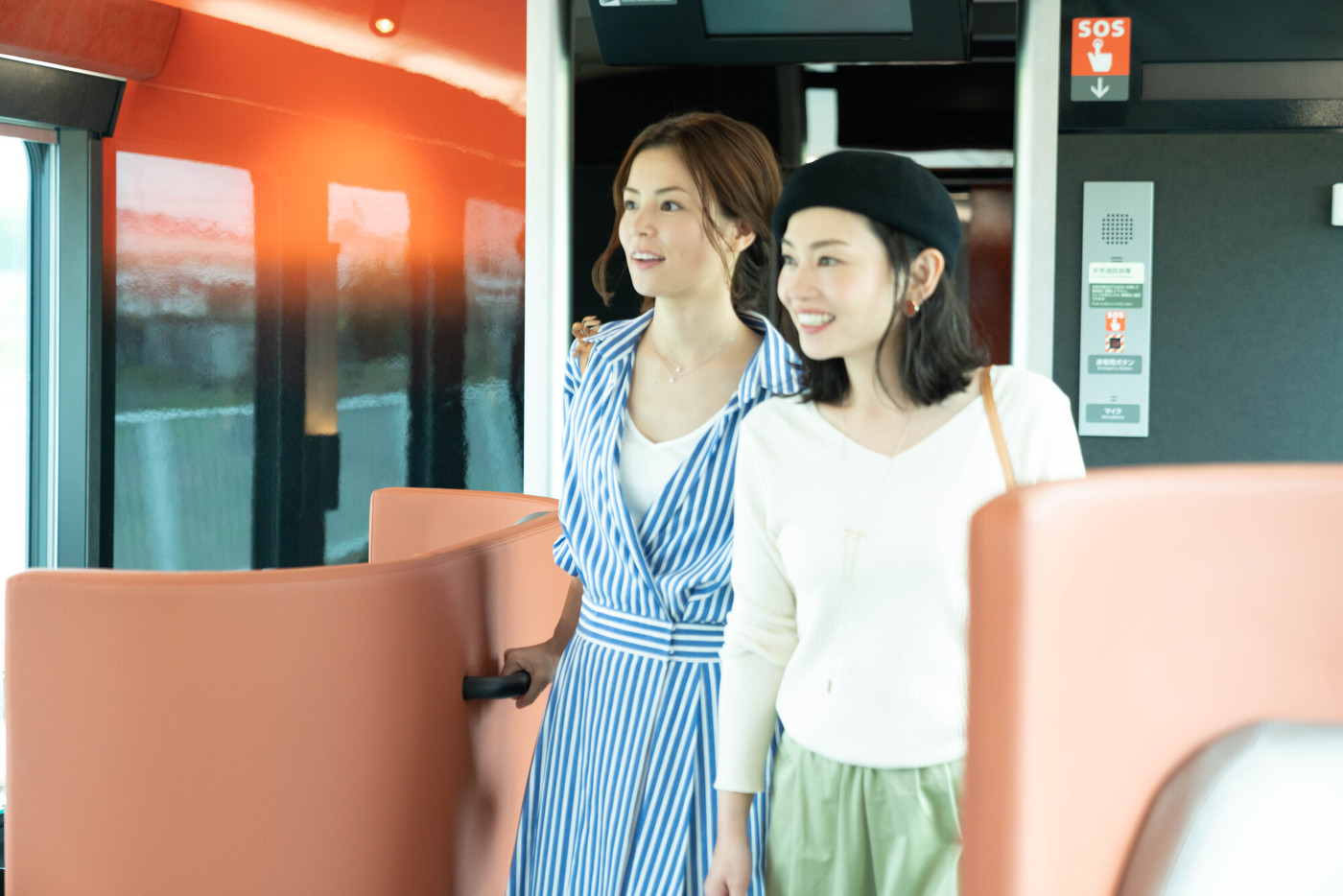 【15：02】 酒田駅を出発、優雅な旅の始まりに胸が高鳴る1981237