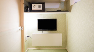 カプセルタイプ女性限定ドミトリー 2連コネクティングルーム 禁煙 (カプセルの間仕切りは開閉可能)