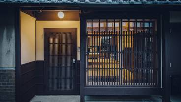 施設の入り口 / 9