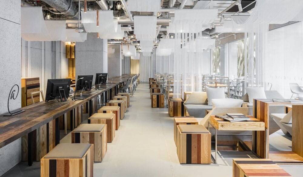 どこを切り取っても
映える館内 / 1