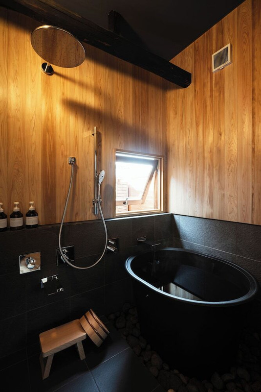 「煙」バスルーム