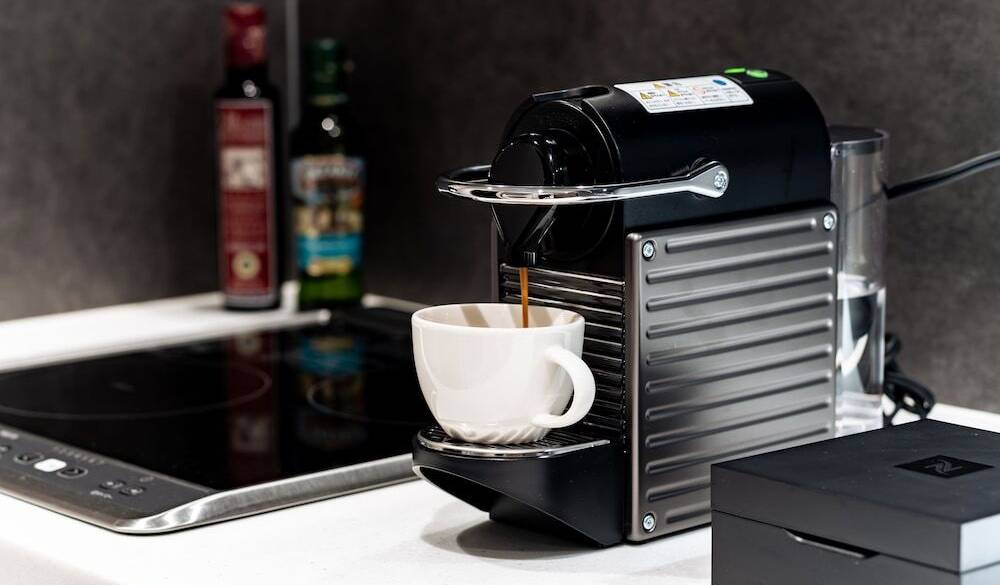 都心の風景を眺めて
朝時間を過ごす / 3