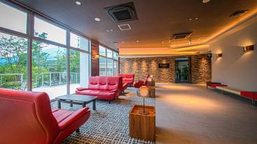 ロビーラウンジ / 14