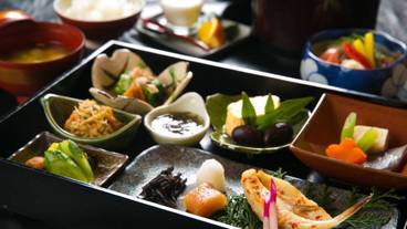 食事・飲み物 / 1