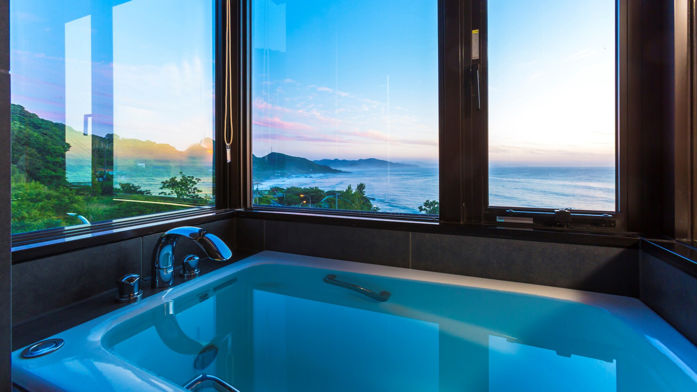 6.海の絶景に癒される「大人の絶景隠れ宿 寿海亭」3955590