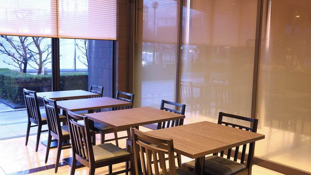 ロビーラウンジ