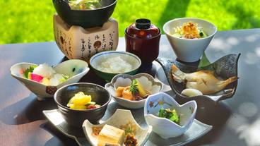 食事・飲み物 / 9