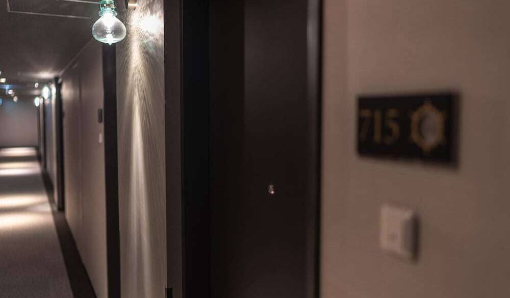 客室プレート / 4