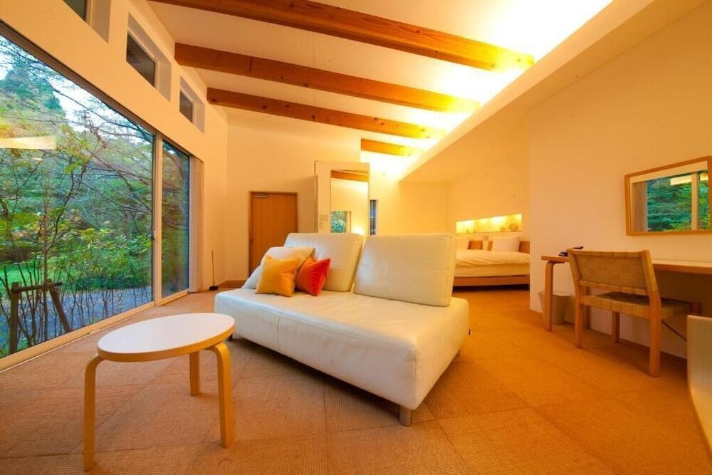 九州・湯布院ちかく、北欧インテリアの離れでくつろぐホテル3641141