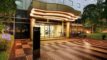 施設の入り口 / 14