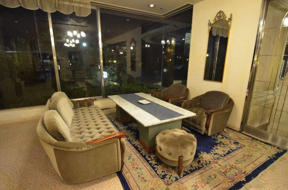 ロビーラウンジ