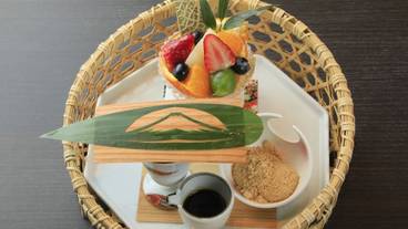 食事・飲み物 / 14