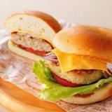 北海道産四元豚のハンバーガー / 2