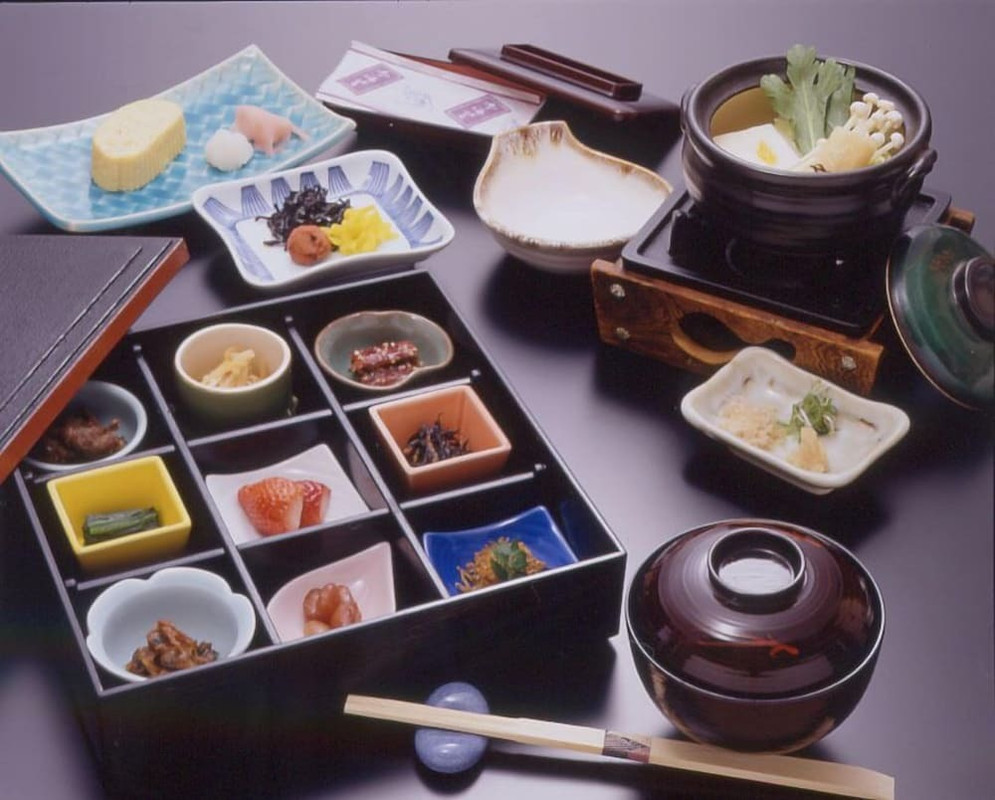 朝食