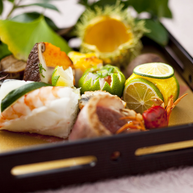 城崎温泉 喧噪の隠れ家 月のしずく(キノサキオンセン ケンソウノカクレガ ツキノシズク) / 5