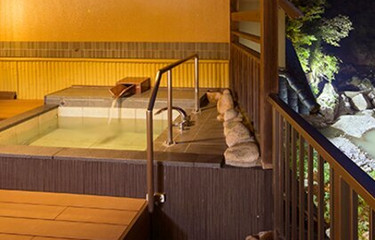 14 Osaka Ryokan & Hotels With In-Room Open-Air Baths, Perfect for Anniversary Dates!