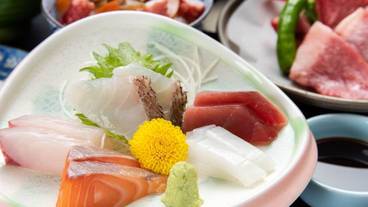 食事・飲み物 / 9