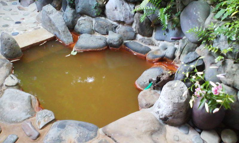 部屋付きの露天風呂は、パワースポットでもあるんです4236337