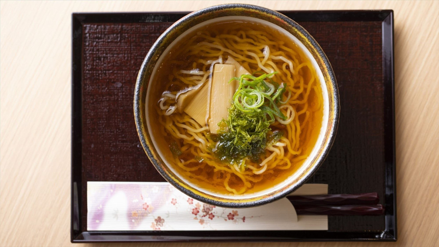 無料の夜鳴きそば（21時半～23時）