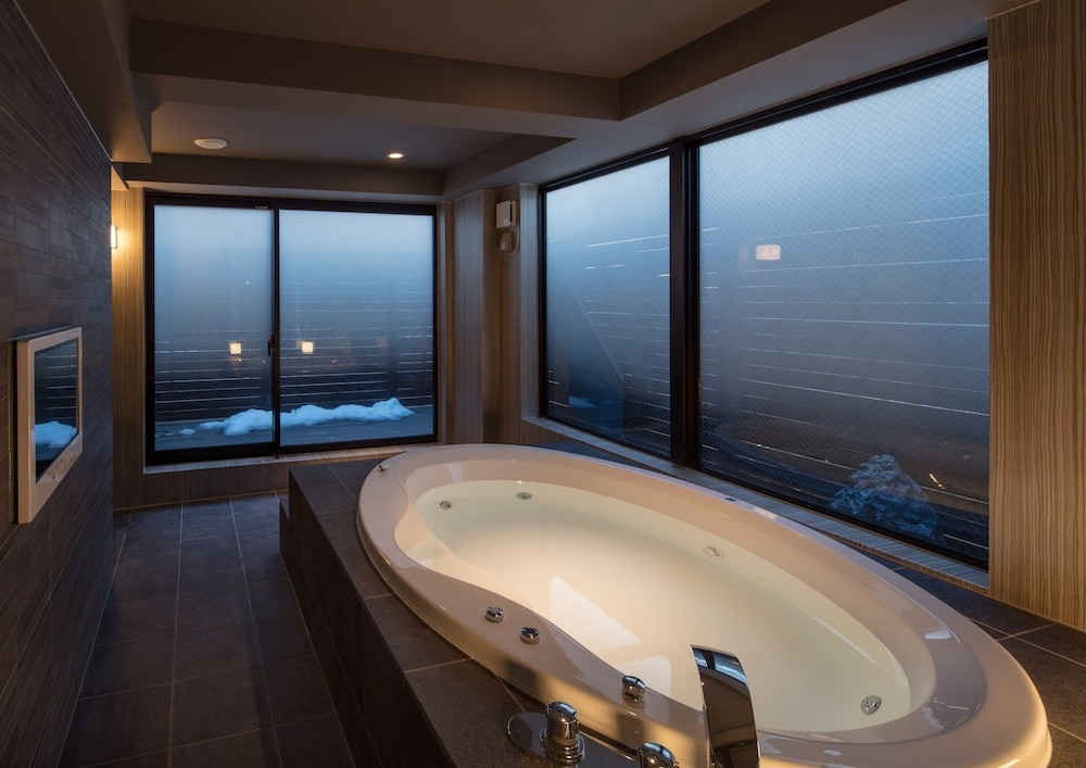 ホテルステイ中、暮らしの“幸せ”についてヒントがもらえるかも3561659