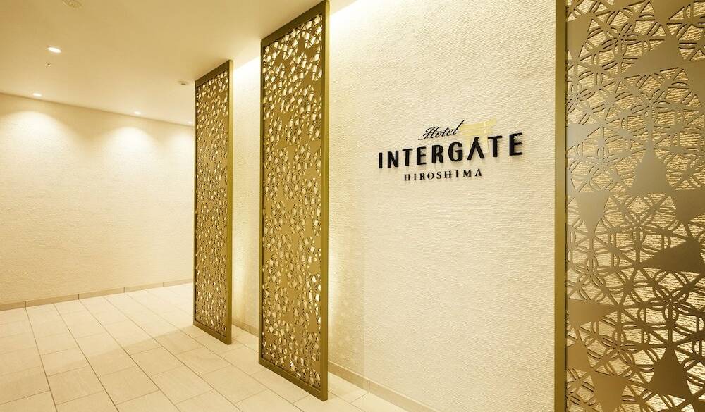 エントランス / 2