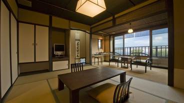 伊豆高原温泉 全室露天風呂付 二階家離れの宿 お宿うち山（オヤド ウチヤマ） / 2