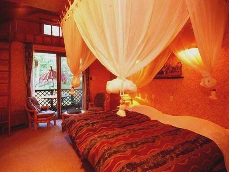 軽井沢のバリ島 エスティバン・クラブ / 1