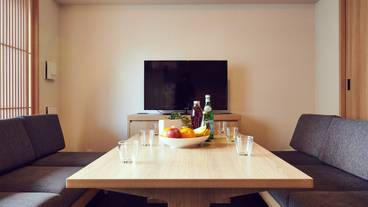 客室内のダイニングエリア / 29