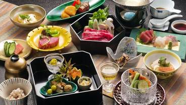 食事・飲み物 / 3