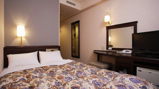 ダブルルーム 喫煙可