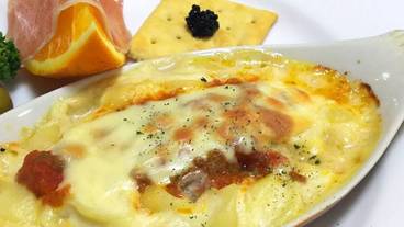 食事・飲み物 / 4