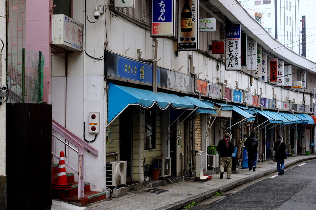 横浜の飲兵衛が集まる町「野毛」って知っていますか?1187791