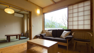 [和洋ツイン] 内風呂付(信楽焼)+洋式ベッド…46平米