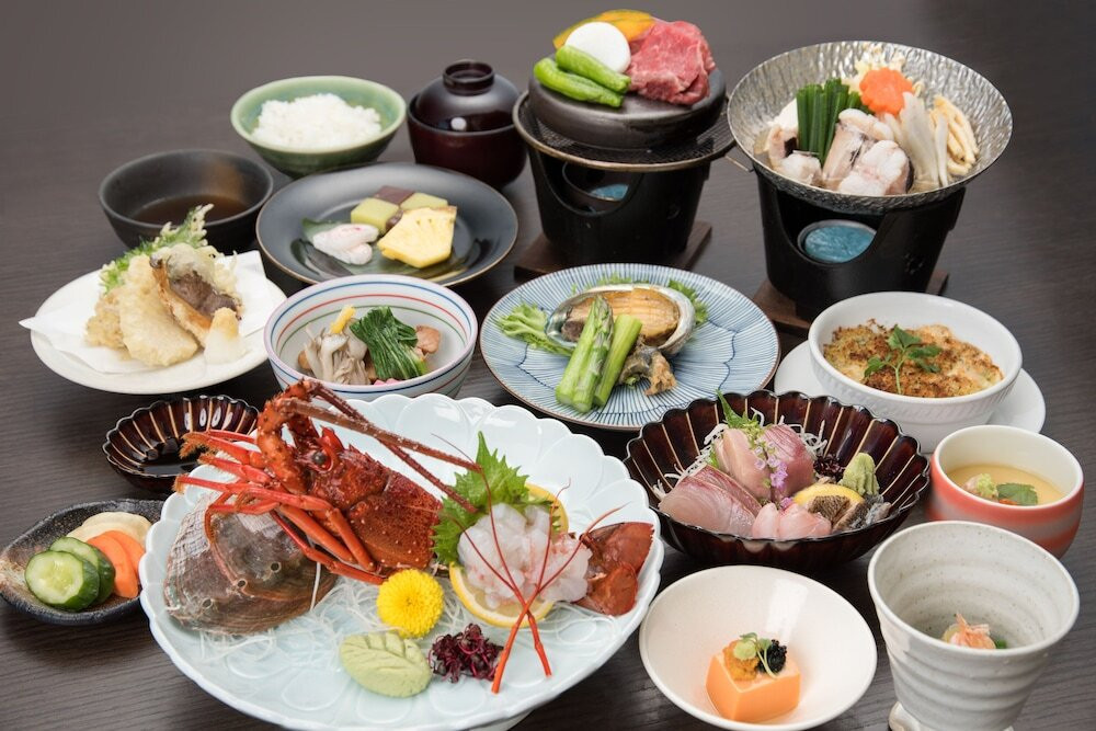 熱海倶楽部 迎賓館（アタミクラブ ゲイヒンカン） / 1